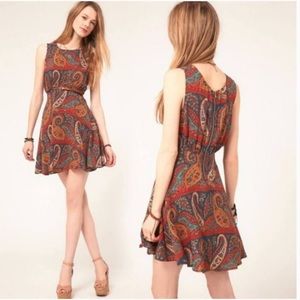 FREE PEOPLE Size 0 Paisley Sleeveless Mini Dress